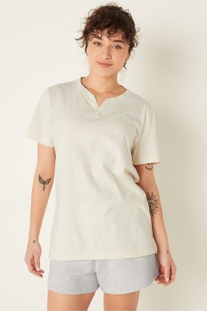 Victoria's Secret V Neck Kratke Sleeve T-Shirt Biele | TYNZX-3045